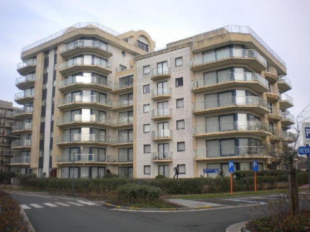 Residente Topaze Gem 1 Slpk App Luxe Afw & Ruime Parking Incl De Panne